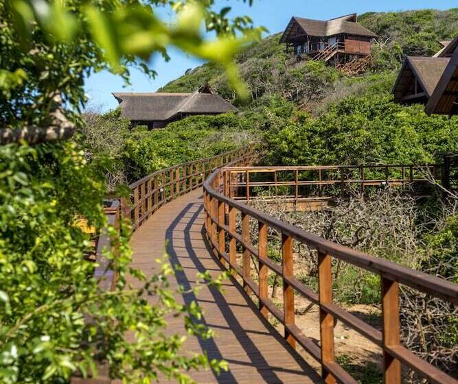 Montebelo Milibangalala Bay Resort