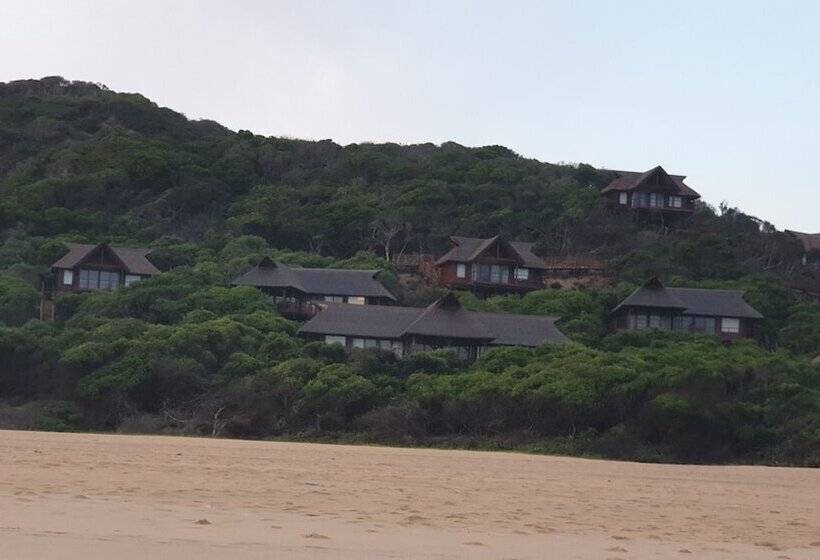 Montebelo Milibangalala Bay Resort