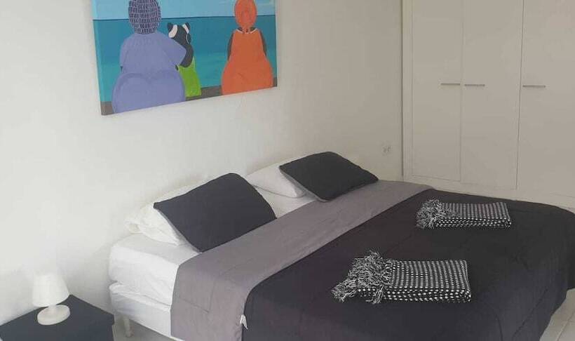 پانسیون B&b Curacao Nv