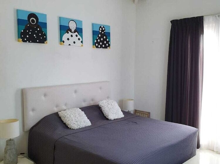 پانسیون B&b Curacao Nv