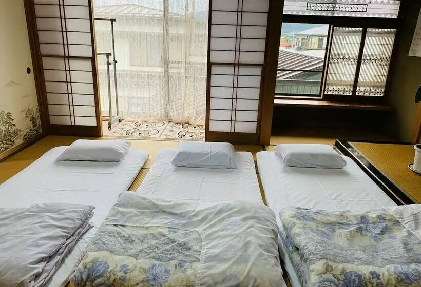 ペンション Guest House En