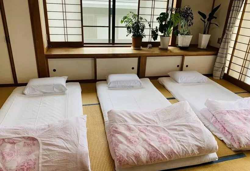 ペンション Guest House En