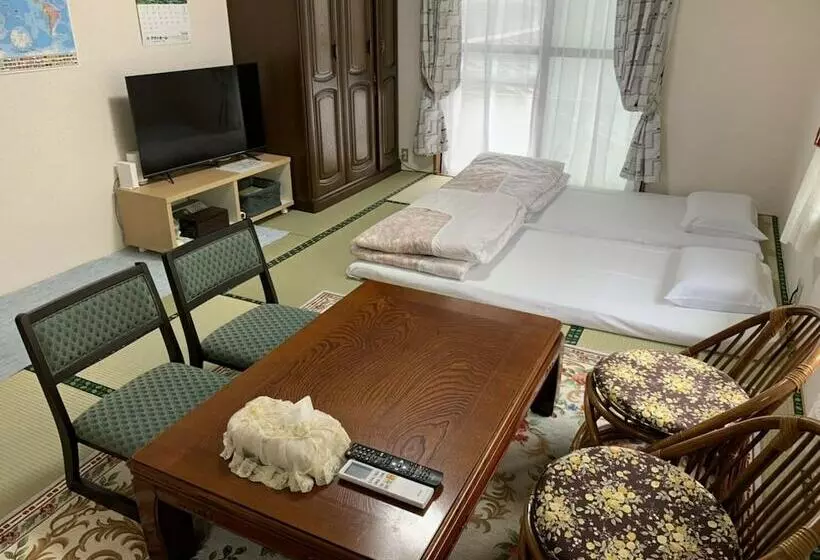 ペンション Guest House En
