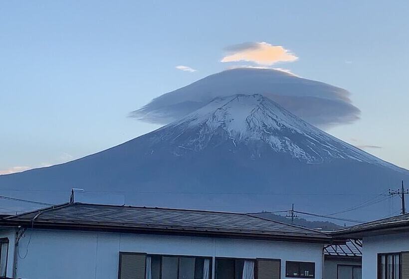 פנסיון Guest House En