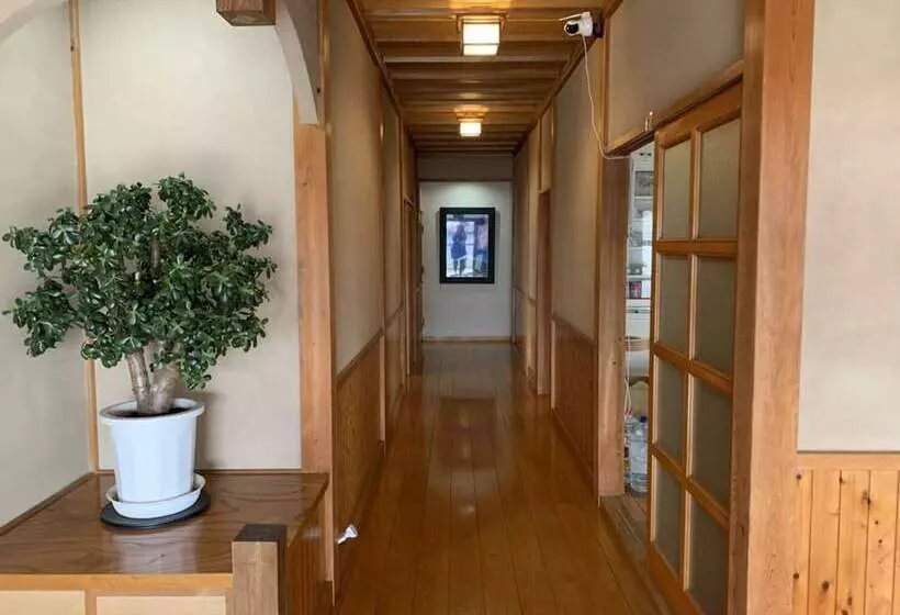 ペンション Guest House En