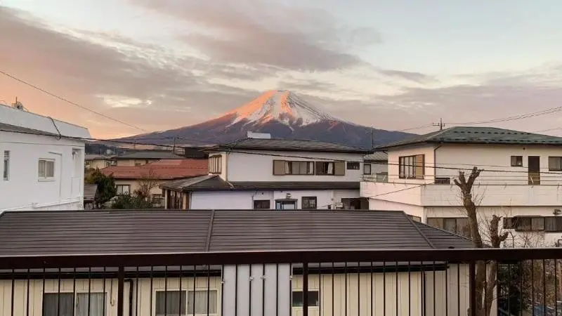 Majatalo Guest House En