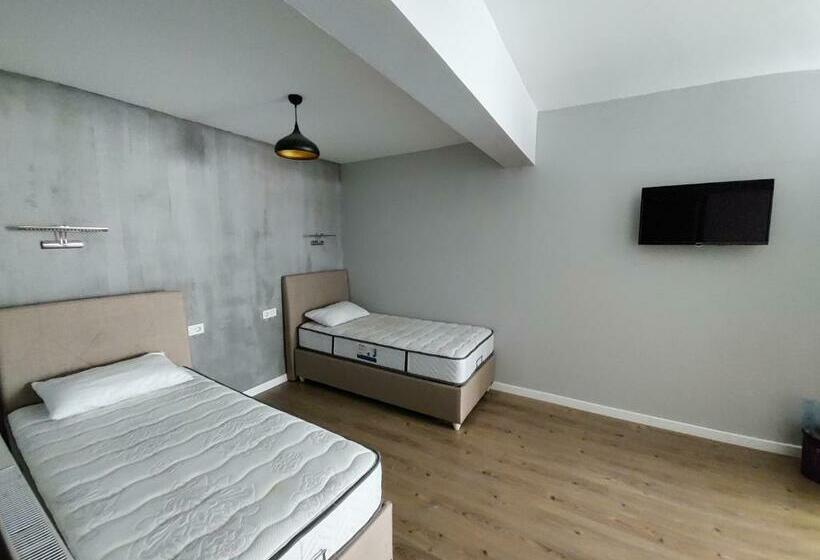 Пансион Kapalı