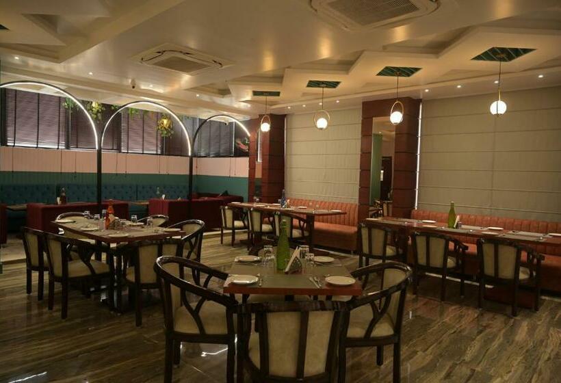 ホテル Magic Leaf