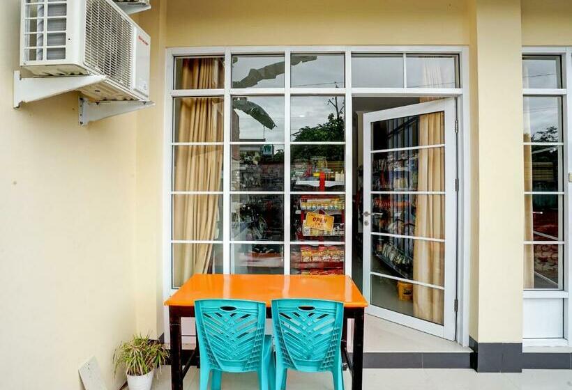 호텔 Oyo 90909 Omah Citra