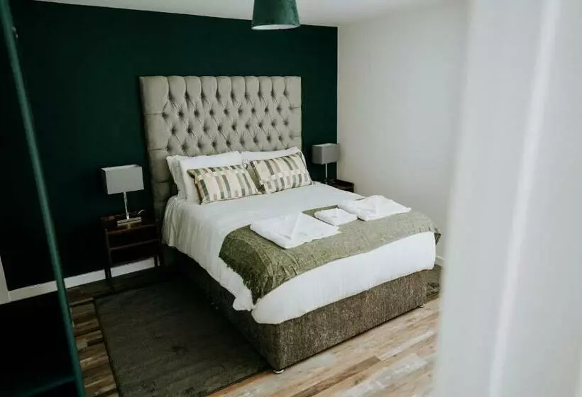 ホテル The Lodge By Cefn Tilla