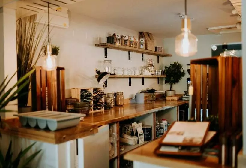 ホテル The Lodge By Cefn Tilla