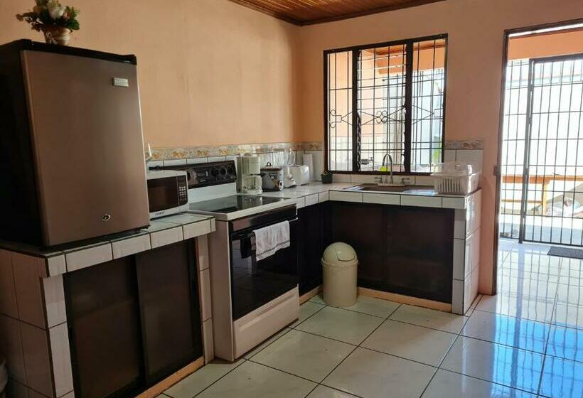 پانسیون Hopecr