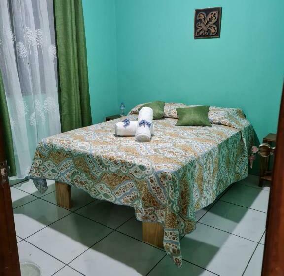 پانسیون Hopecr