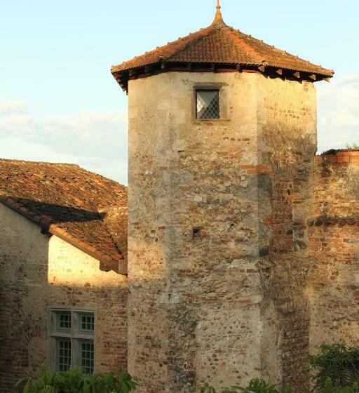 بنسيون La Tour Bocsozel