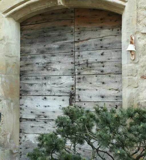 ペンション La Tour Bocsozel