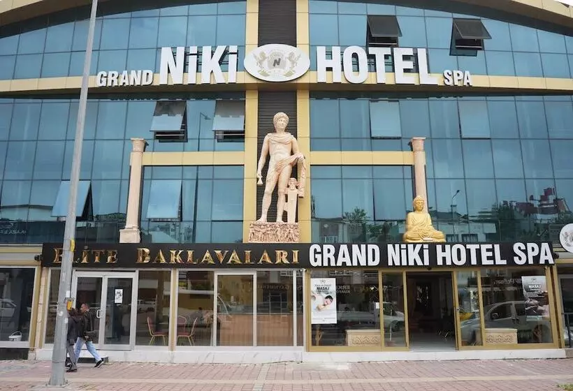 Grand Niki Hotel & Spa