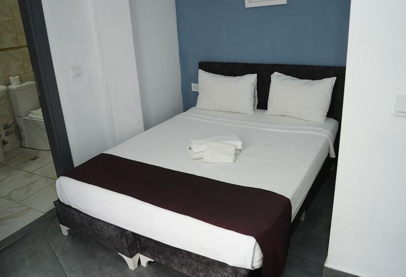 Grand Niki Hotel & Spa