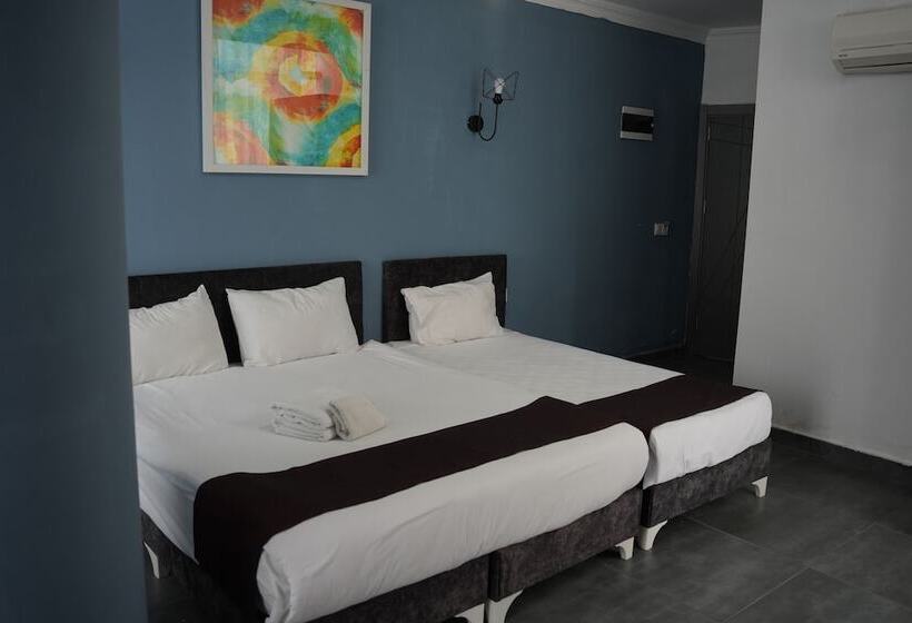 Grand Niki Hotel & Spa