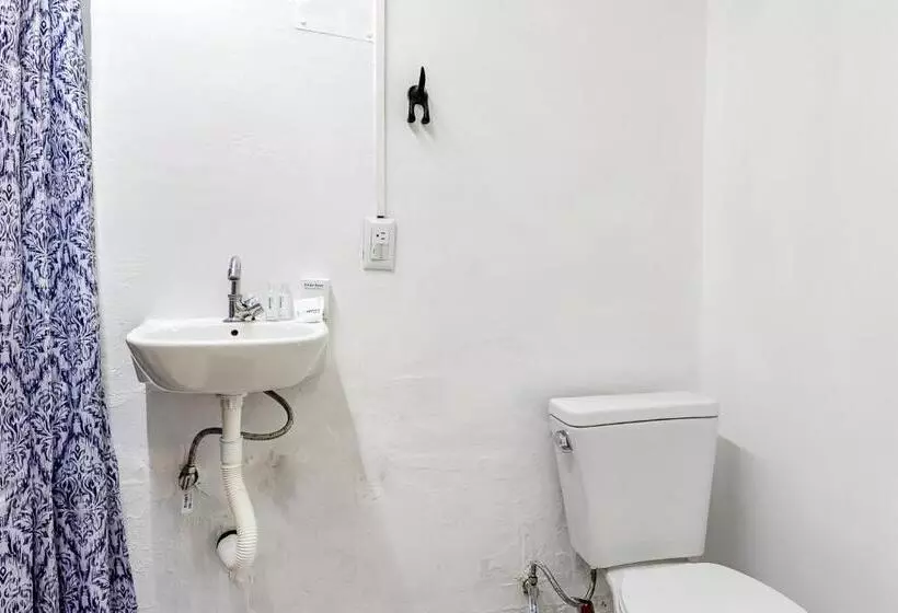 ホテル Oasis Airport