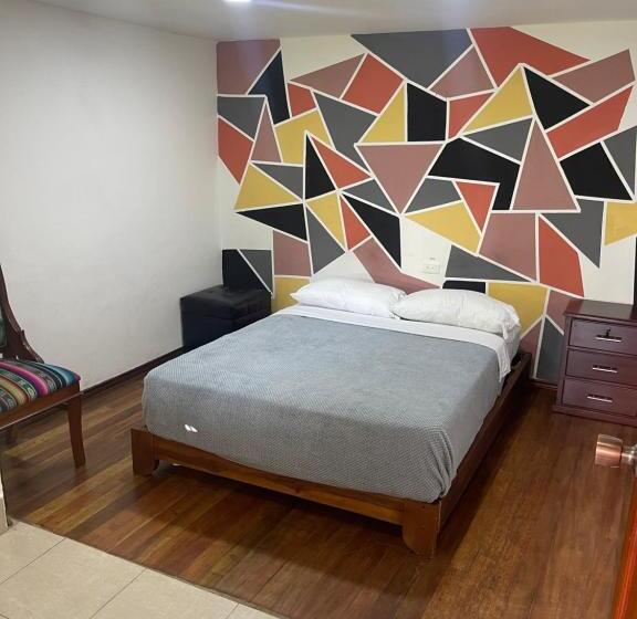 בית מלון כפרי El Jardín Escondido Party Hostel