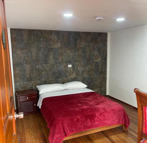 בית מלון כפרי El Jardín Escondido Party Hostel