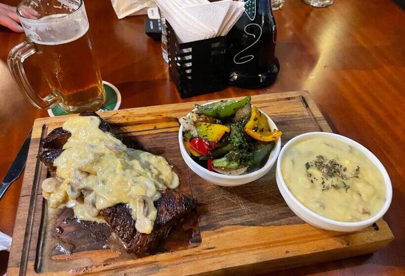 בית מלון כפרי El Jardín Escondido Party Hostel