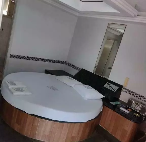 Motel Rius Araras