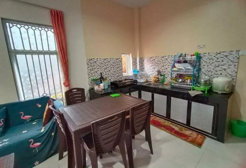 پانسیون Duta Spring Homes 3