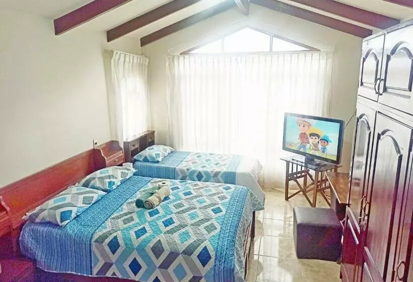 تختخواب و صبحانه Residencial Moroni Alojamiento En Cochabamba