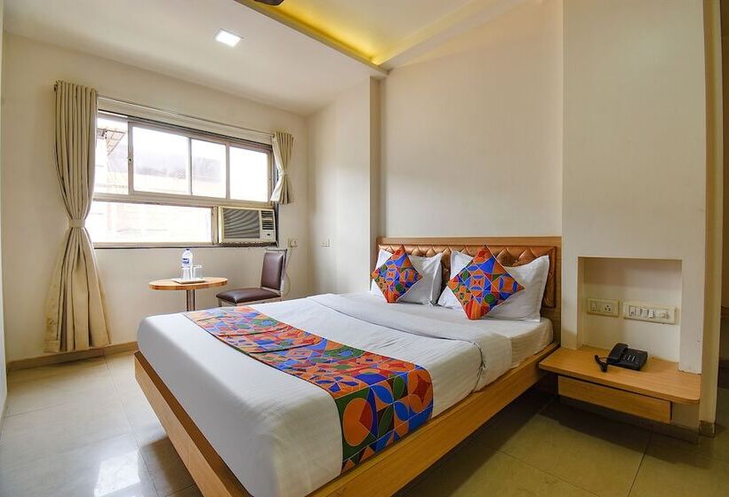 Fabhotel Royal Empire Bird Valley Udhyan