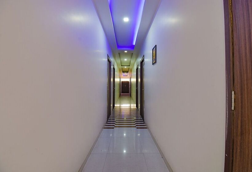 Fabhotel Royal Empire Bird Valley Udhyan