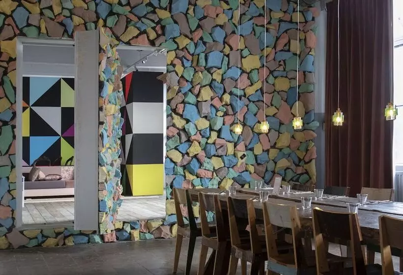 Hotelli Piet Hein Eek