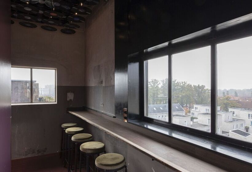 فندق Piet Hein Eek