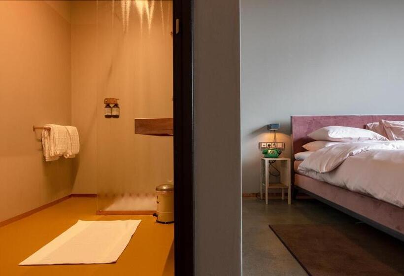 فندق Piet Hein Eek