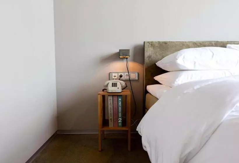 Hotelli Piet Hein Eek