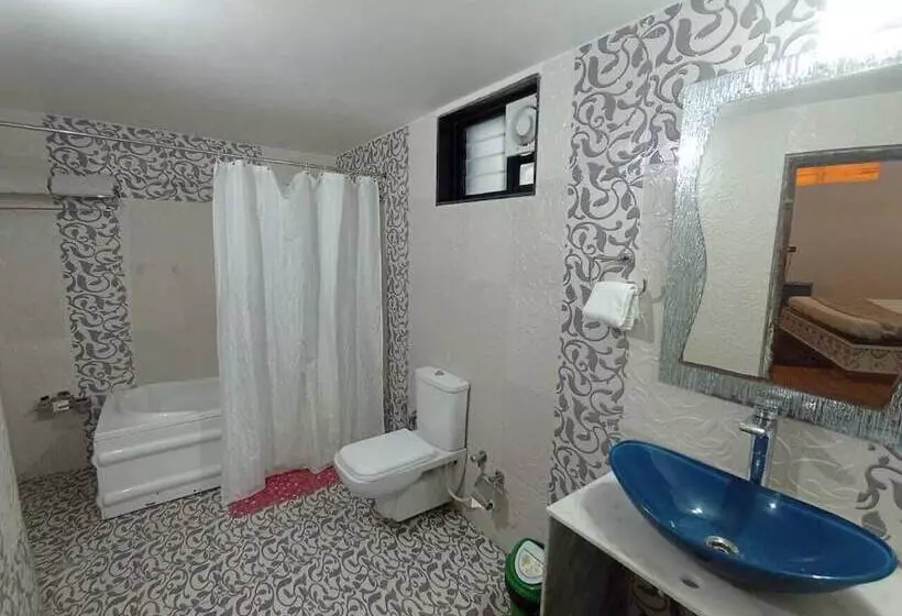 Hotelli The Desert Den  Little Rann Of Kutch