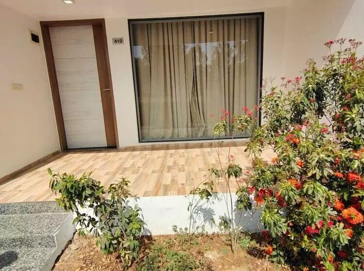 Hotelli The Desert Den  Little Rann Of Kutch