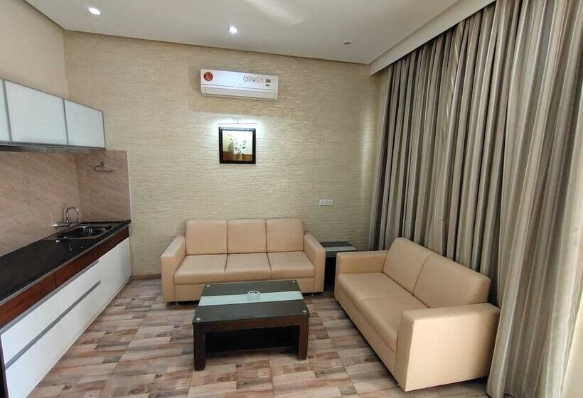 Hotel The Desert Den Little Rann Of Kutch