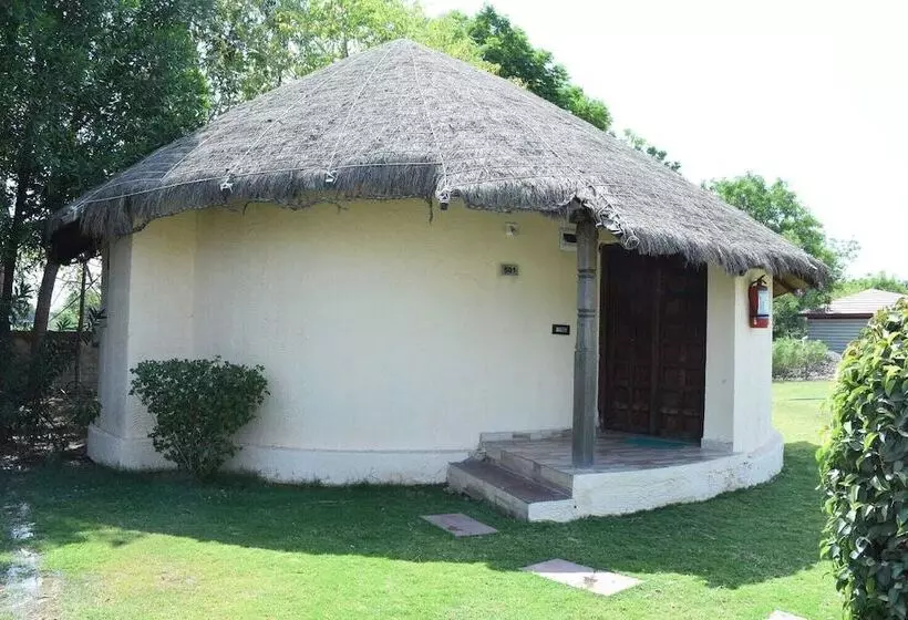 Hotelli The Desert Den  Little Rann Of Kutch