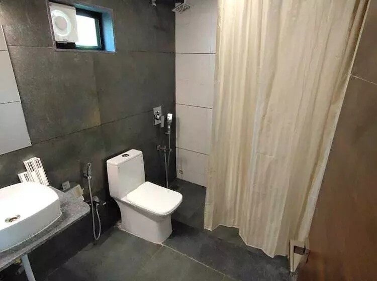 Hotelli The Desert Den  Little Rann Of Kutch