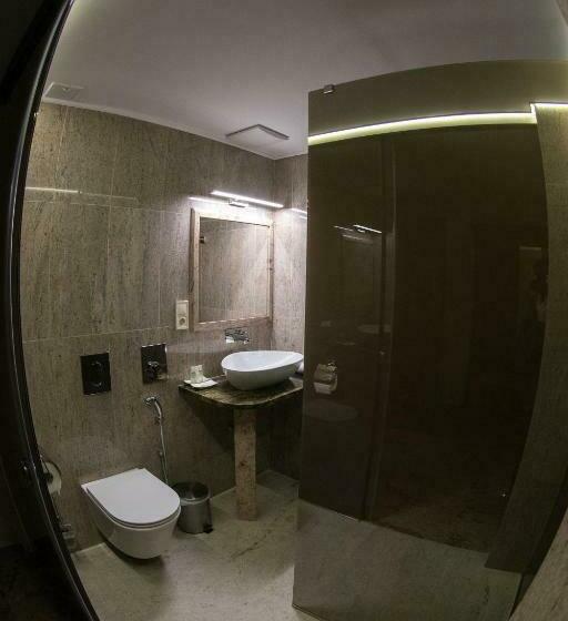 ペンション Robinia Rooms