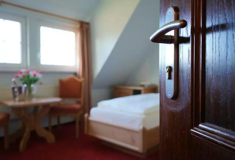 ペンション Corso