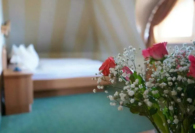 ペンション Corso