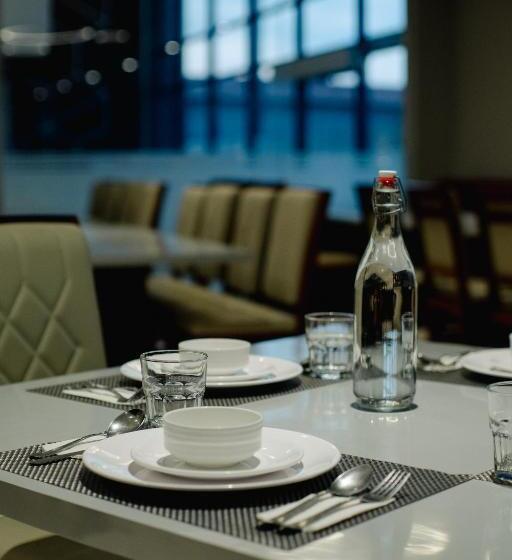 ベッドアンドブレックファースト Sremethila Hotels Rameswaram