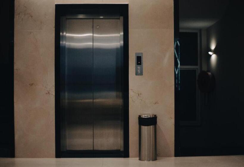 ベッドアンドブレックファースト Sremethila Hotels Rameswaram