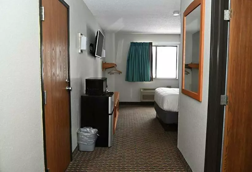 Hotelli Hibbing Inn And Suites