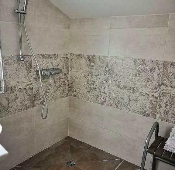 Majatalo Le Petit Pavillon