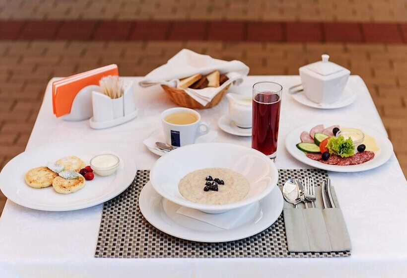 בית מלון כפרי Admiral