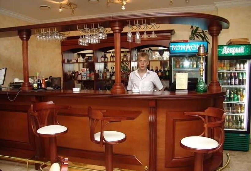 בית מלון כפרי Admiral