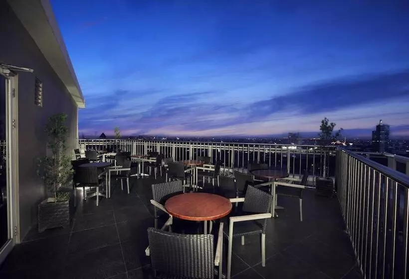 Aston Makassar Hotel & Convention Center